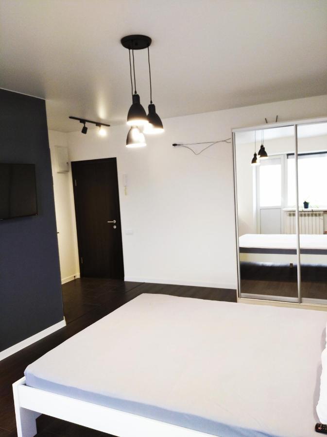 Apartment White